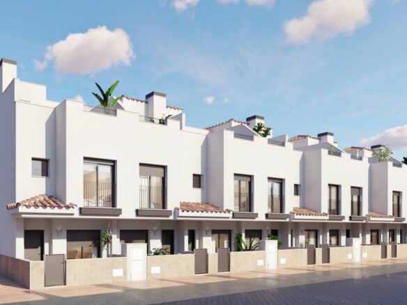 House Of 77 M² In Los Alcázares, Spain