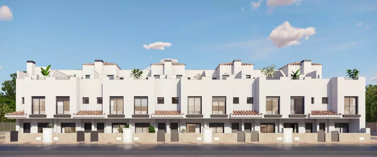 House Of 77 M² In Los Alcázares, Spain