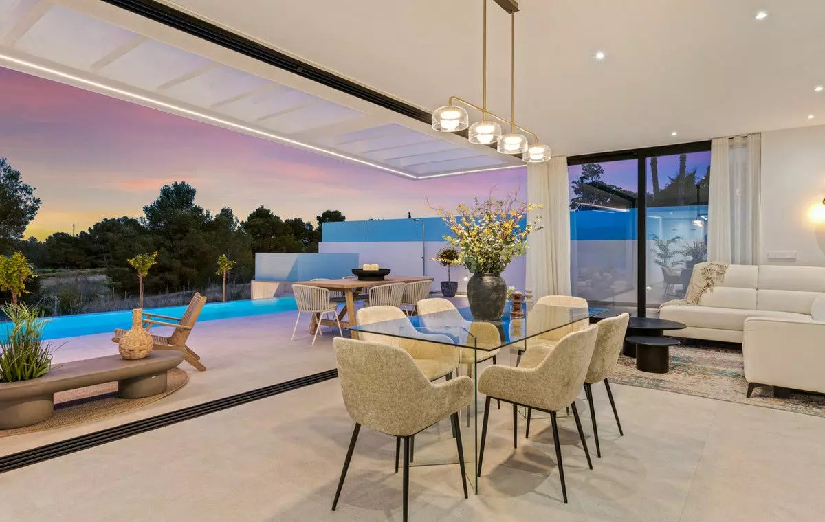 4-bedroom Villa In Polop, Spain (311 M²)
