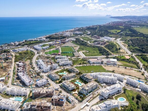 Apartment Of 140 M² In Estepona, Spain