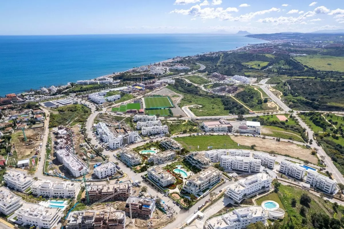 Apartment Of 140 M² In Estepona, Spain