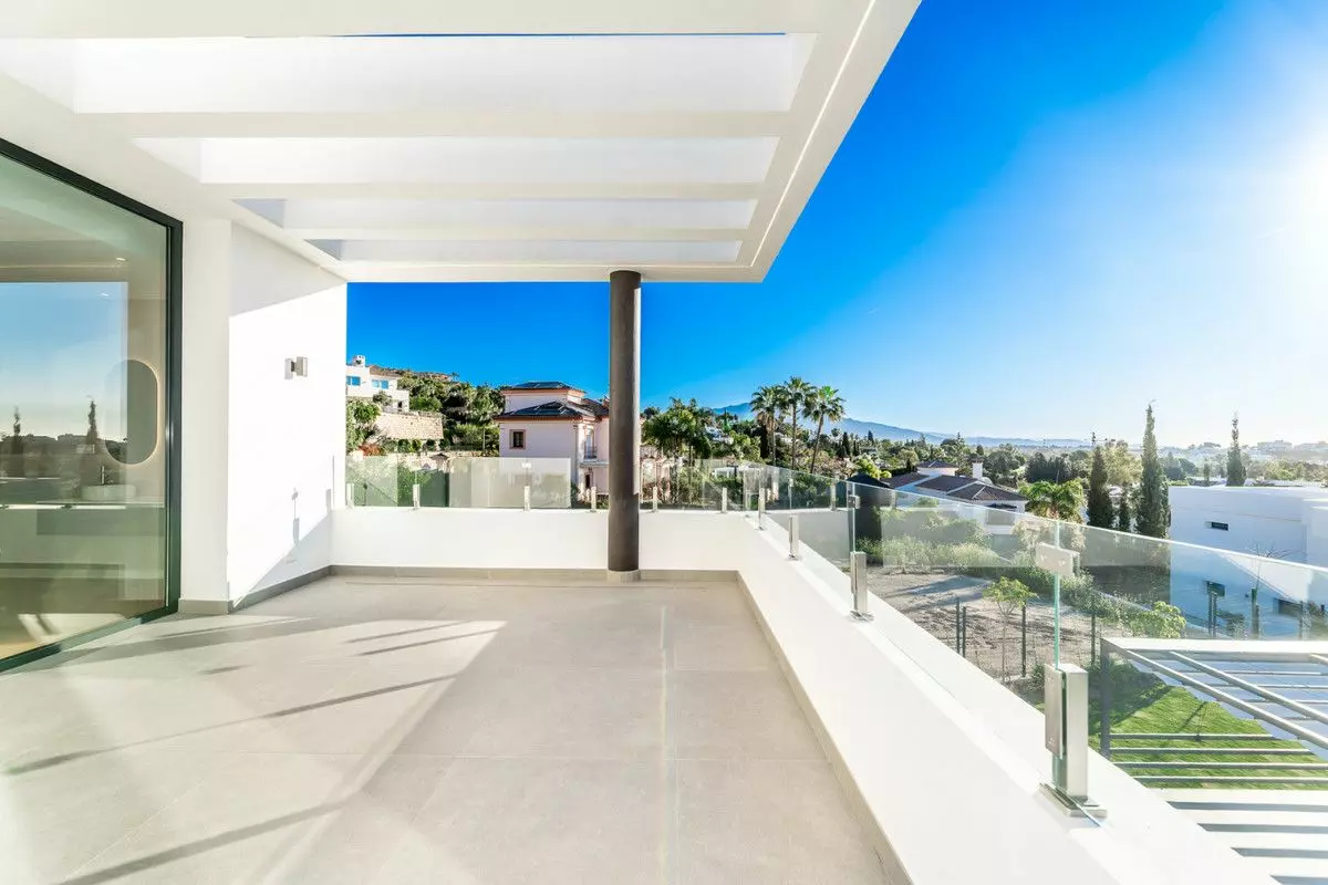 Villa Of 1038 M² In Benahavis, Spain