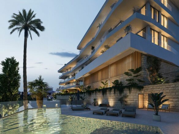Apartment Of 101 M² In Fuengirola, Spain