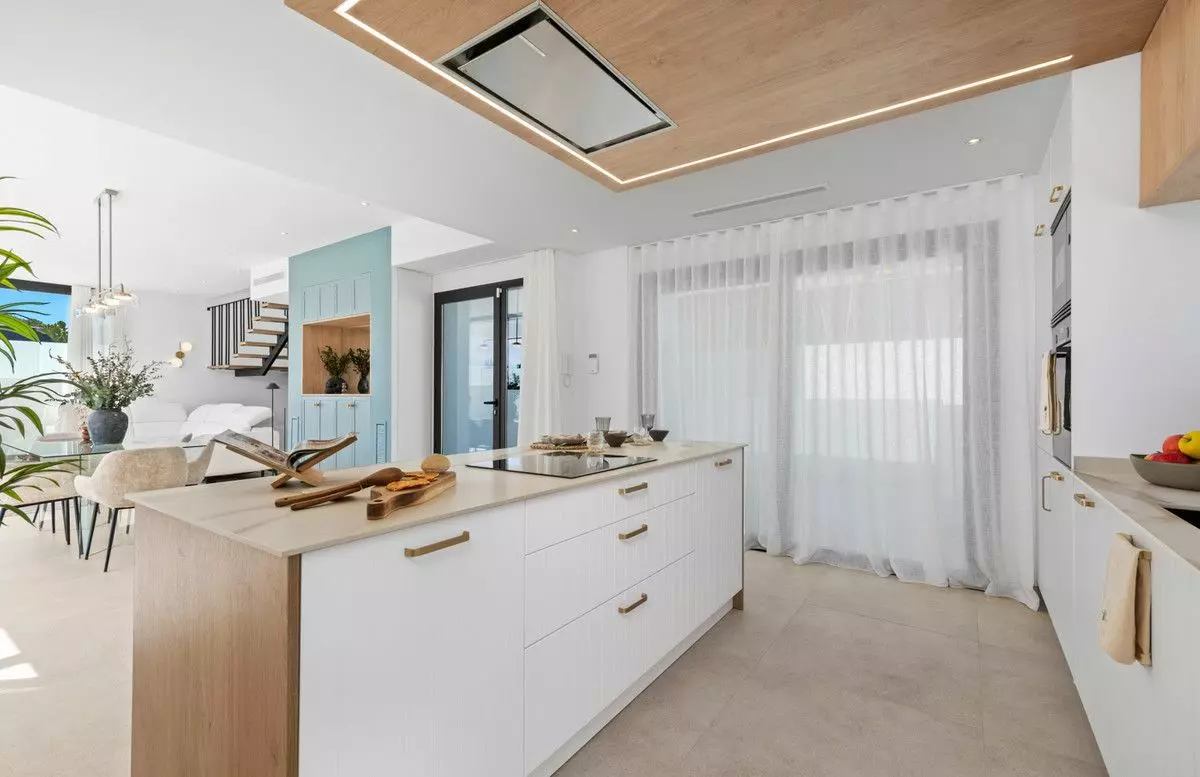 4-bedroom Villa In Polop, Spain (311 M²)