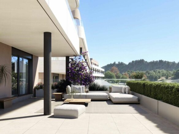1-bedroom Apartment In Estepona, Spain (51 M²)