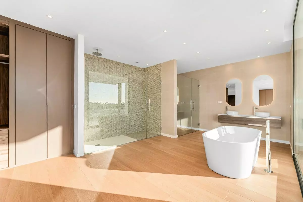 Villa Of 1038 M² In Benahavis, Spain