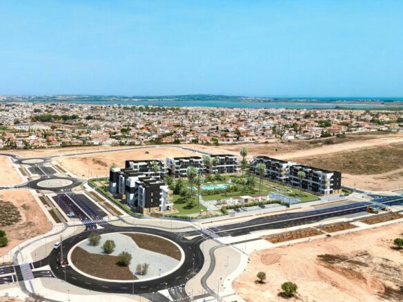 2-bedroom Apartment In Torrevieja, Spain (81 M²)