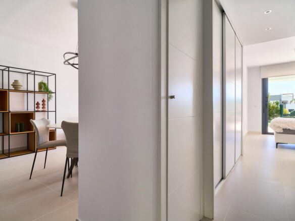 Apartment Of 90 M² In Estepona, Spain