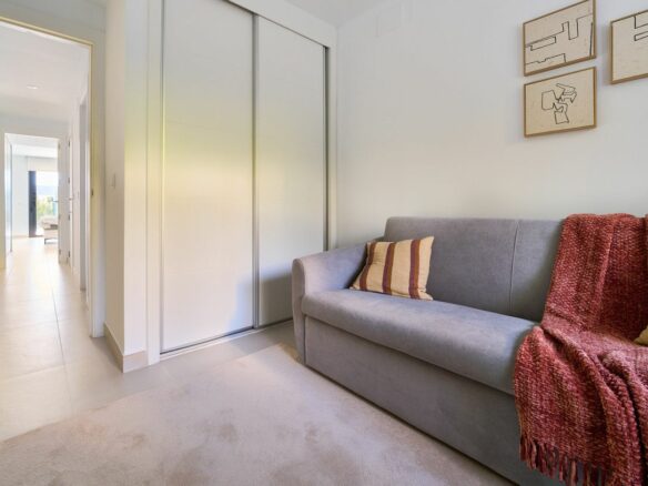 Apartment Of 90 M² In Estepona, Spain