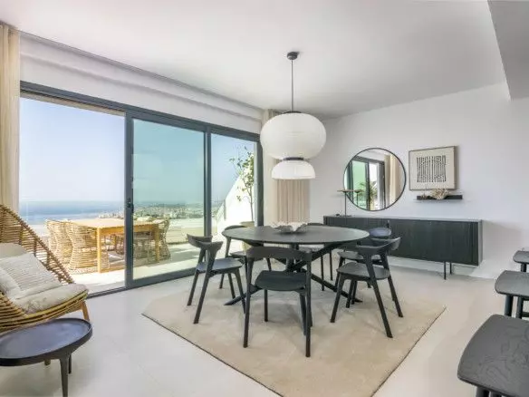 Apartment Of 87 M² In Fuengirola, Spain