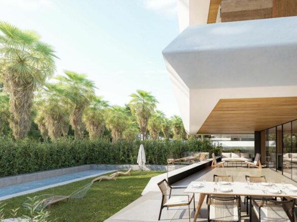 Apartment Of 95 M² With Sea View In Estepona, Spain
