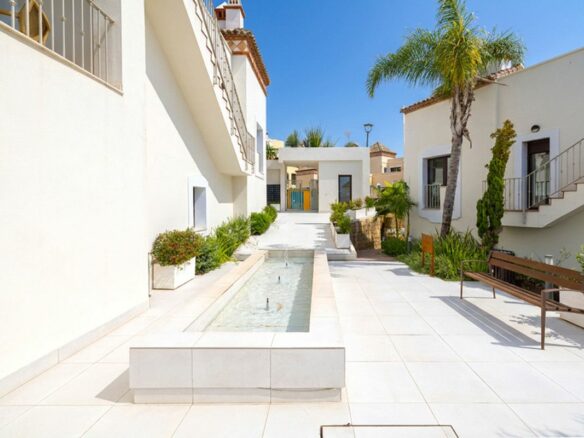House Of 246 M² In Estepona, Spain