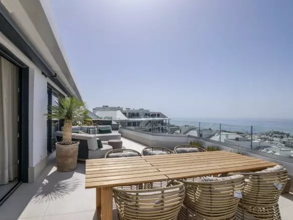 Apartment Of 109 M² In Fuengirola, Spain