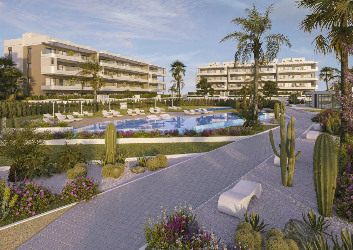 Apartment Of 84 M² In Torrevieja, Spain