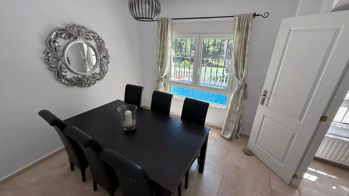 Villa 137 M² In Orihuela, Spain – Mediter Real Estate