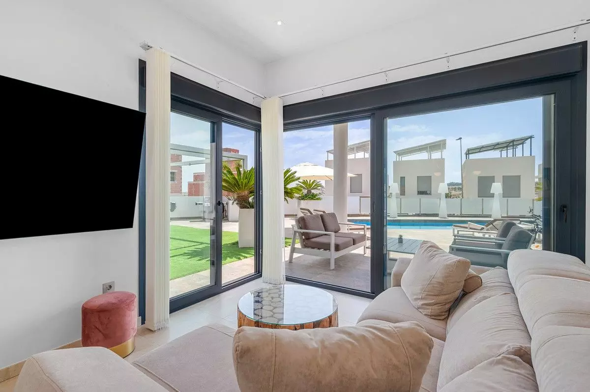 Villa 113 M² In Orihuela Costa, Spain – Mediter Real Estate