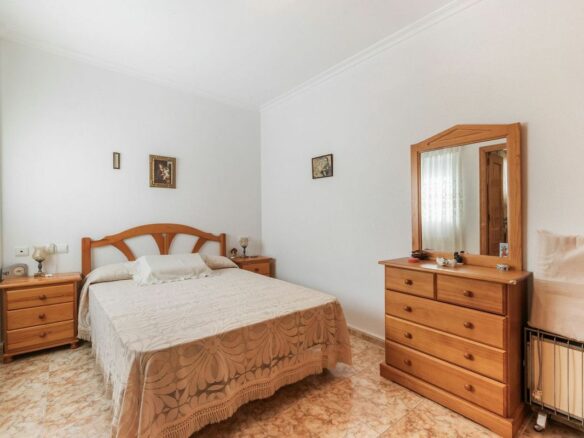 3-bedroom Apartment In Torrevieja, Spain (85 M²)