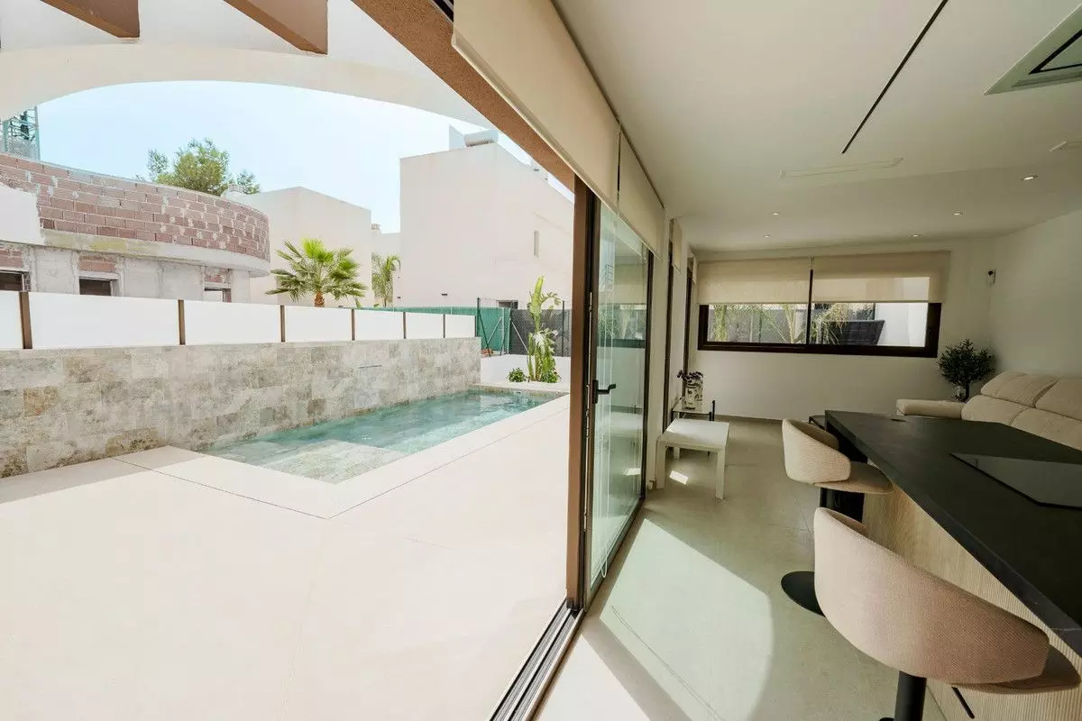 Villa 141 M² In Almoradi, Spain – Mediter Real Estate