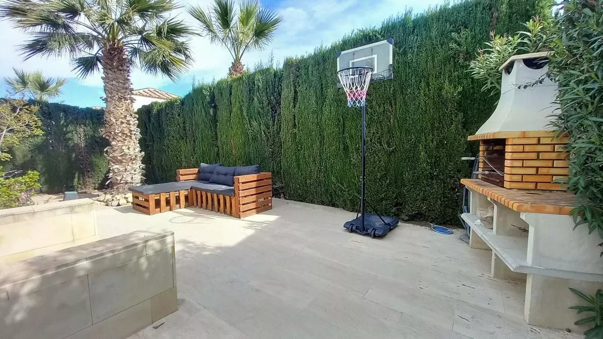 Villa 160 M² In Algorfa, Spain – Mediter Real Estate