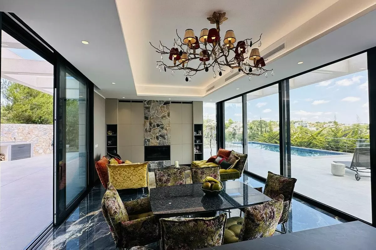 Villa 450 M² In Orihuela, Spain – Mediter Real Estate