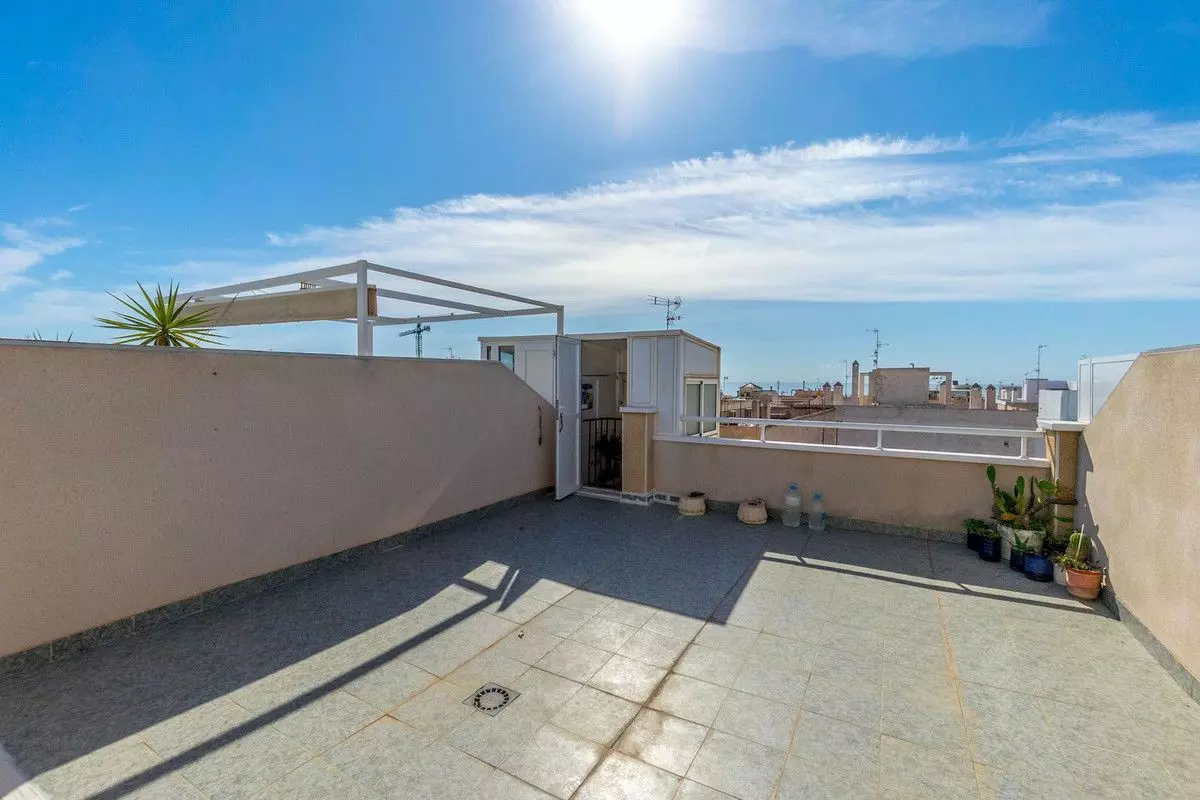 3-bedroom Apartment In Torrevieja, Spain (85 M²)
