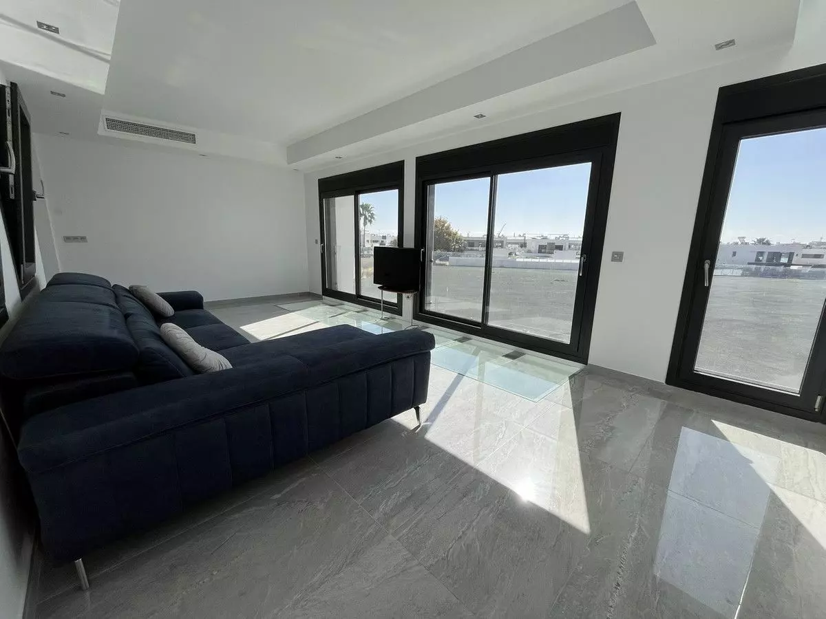 Villa 148 M² In San Pedro Del Pinatar, Spain – Mediter Real Estate