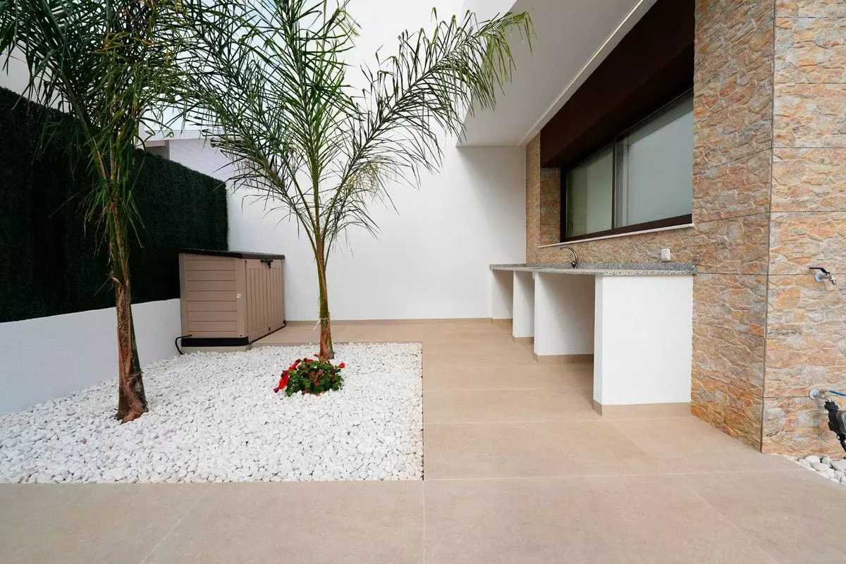 Villa 141 M² In Almoradi, Spain – Mediter Real Estate