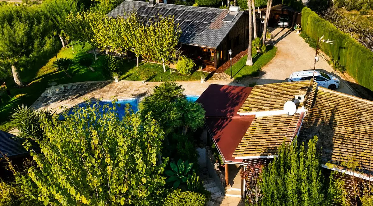Villa 387 M² In La Marina, Spain – Mediter Real Estate