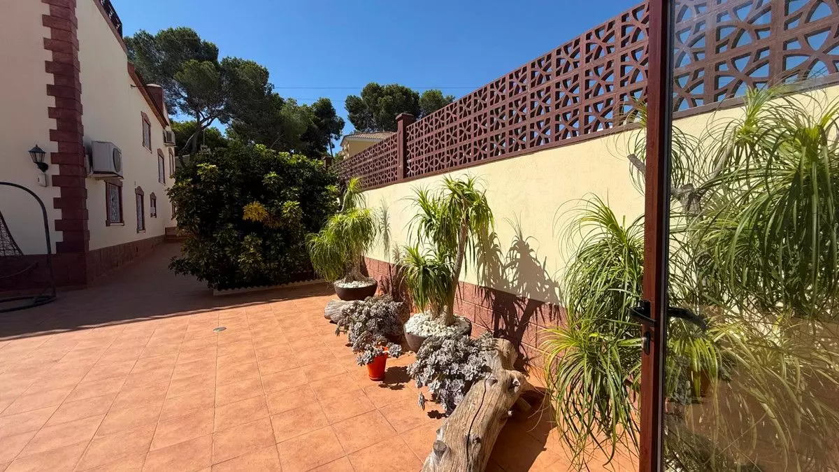 Villa 311 M² In Torrevieja, Spain – Mediter Real Estate