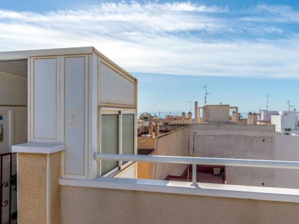 3-bedroom Apartment In Torrevieja, Spain (85 M²)