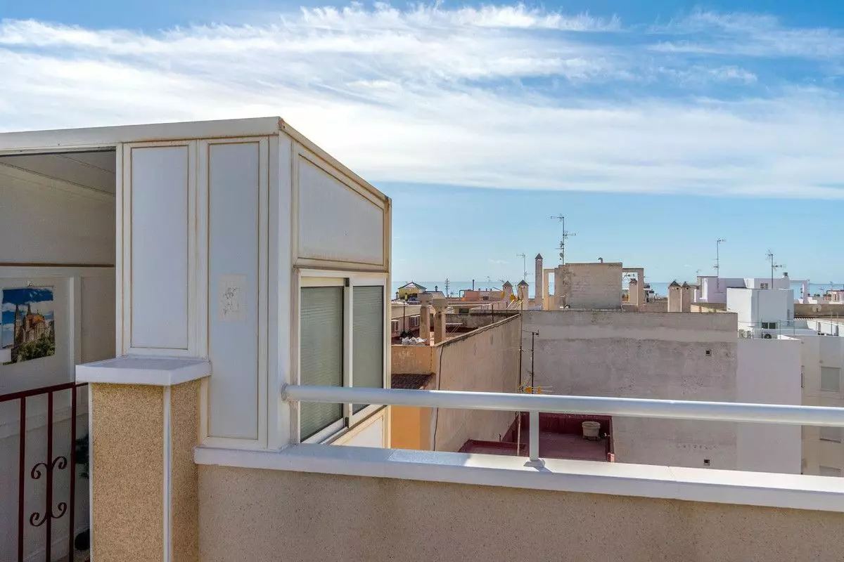 3-bedroom Apartment In Torrevieja, Spain (85 M²)