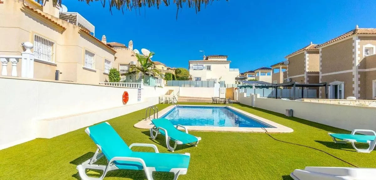 Villa 120 M² In Orihuela Costa, Spain – Mediter Real Estate