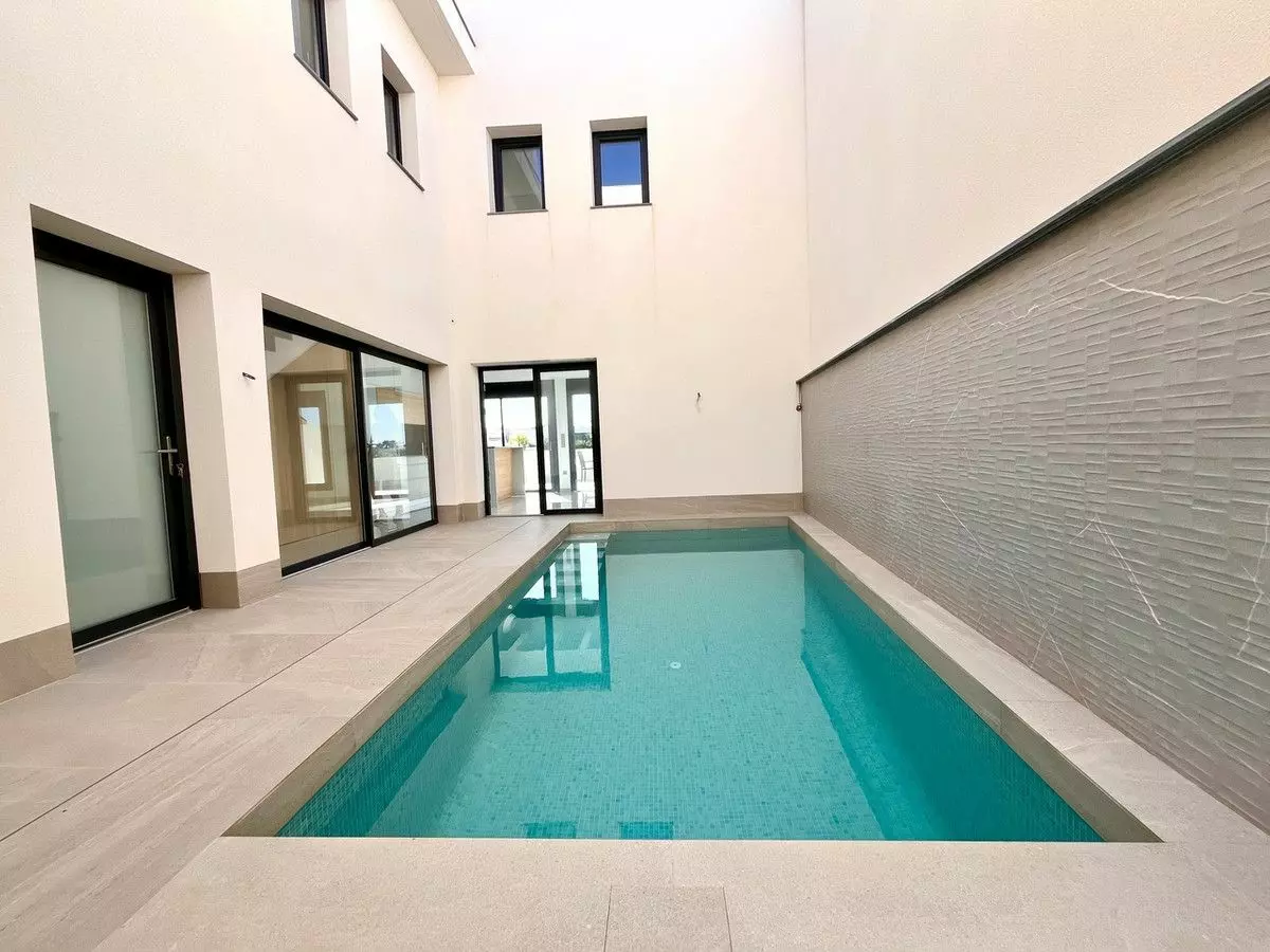 Villa 148 M² In San Pedro Del Pinatar, Spain – Mediter Real Estate