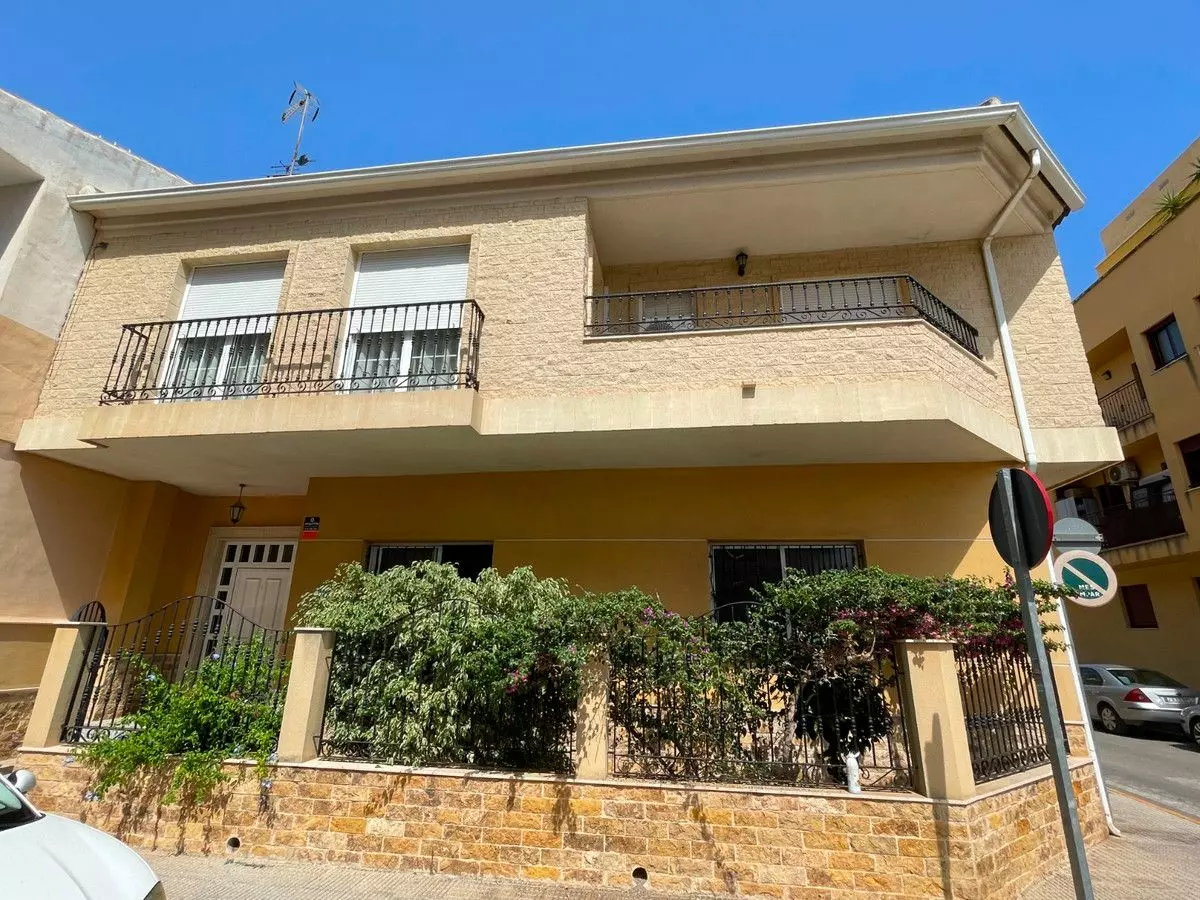 House 400 M² In Benijofar, Spain – Mediter Real Estate