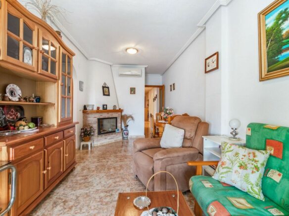 3-bedroom Apartment In Torrevieja, Spain (85 M²)