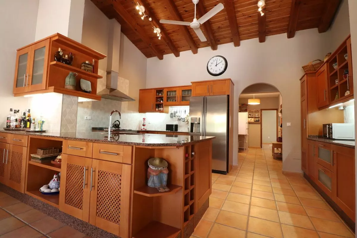 Villa 396 M² In Catral, Spain – Mediter Real Estate