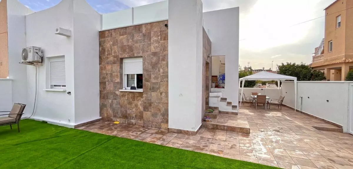 Villa 83 M² In Orihuela Costa, Spain – Mediter Real Estate
