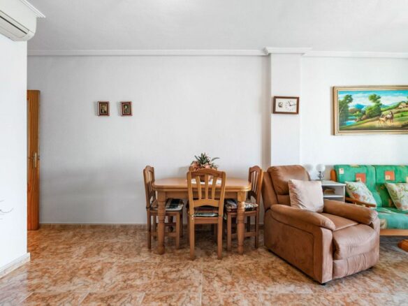 3-bedroom Apartment In Torrevieja, Spain (85 M²)