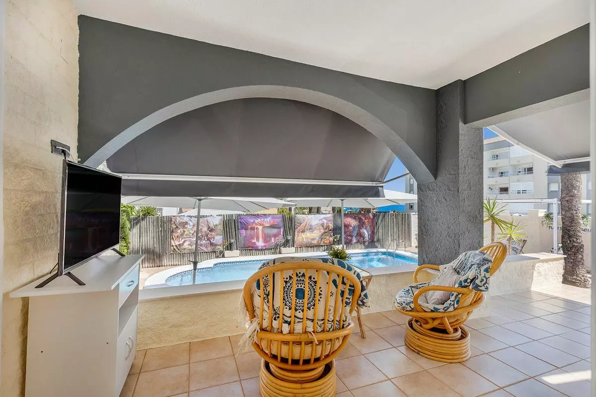 Villa 141 M² In Torrevieja, Spain – Mediter Real Estate