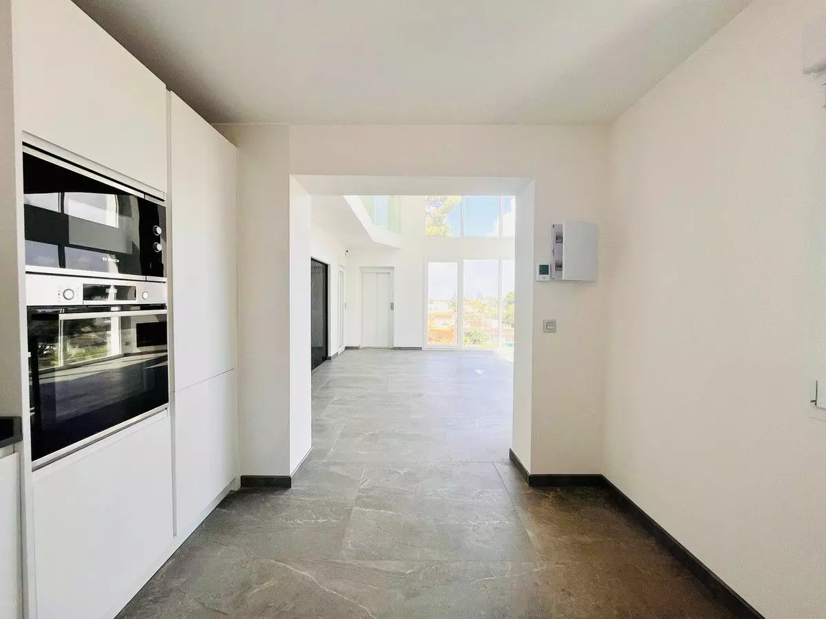 Villa 218 M² In Orihuela Costa, Spain – Mediter Real Estate