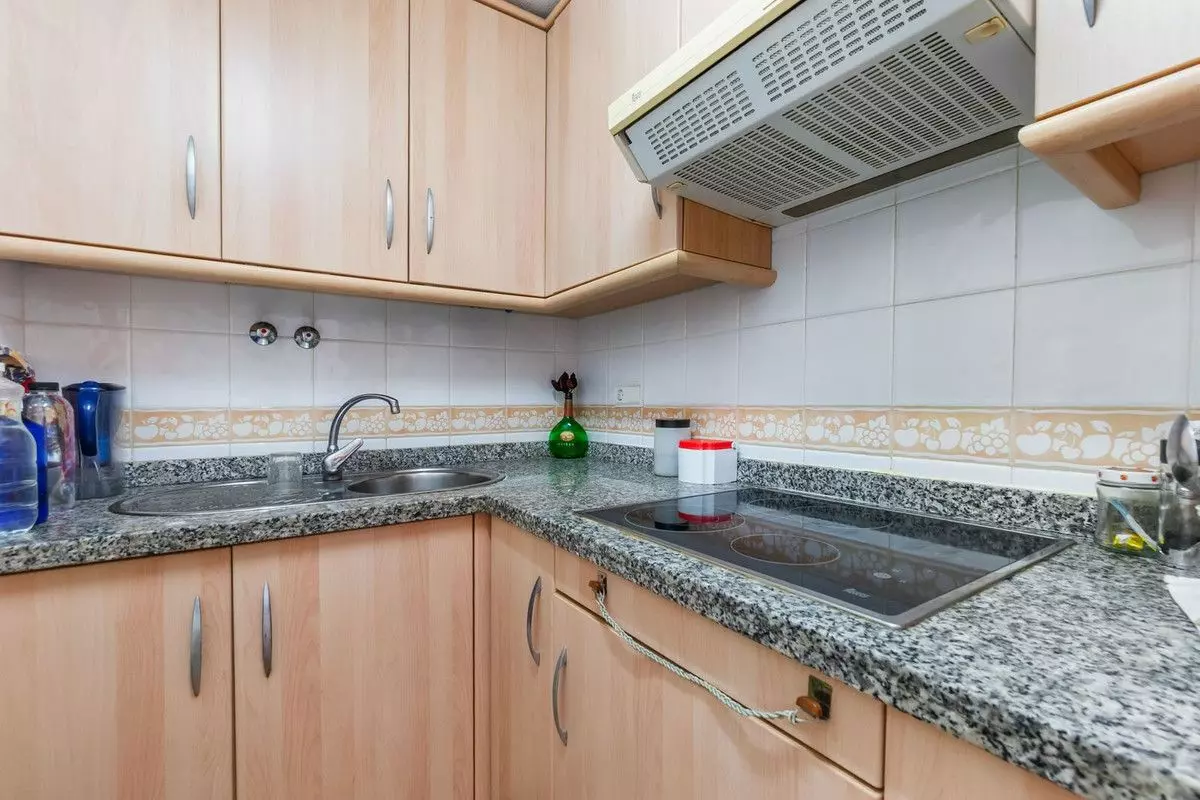3-bedroom Apartment In Torrevieja, Spain (85 M²)