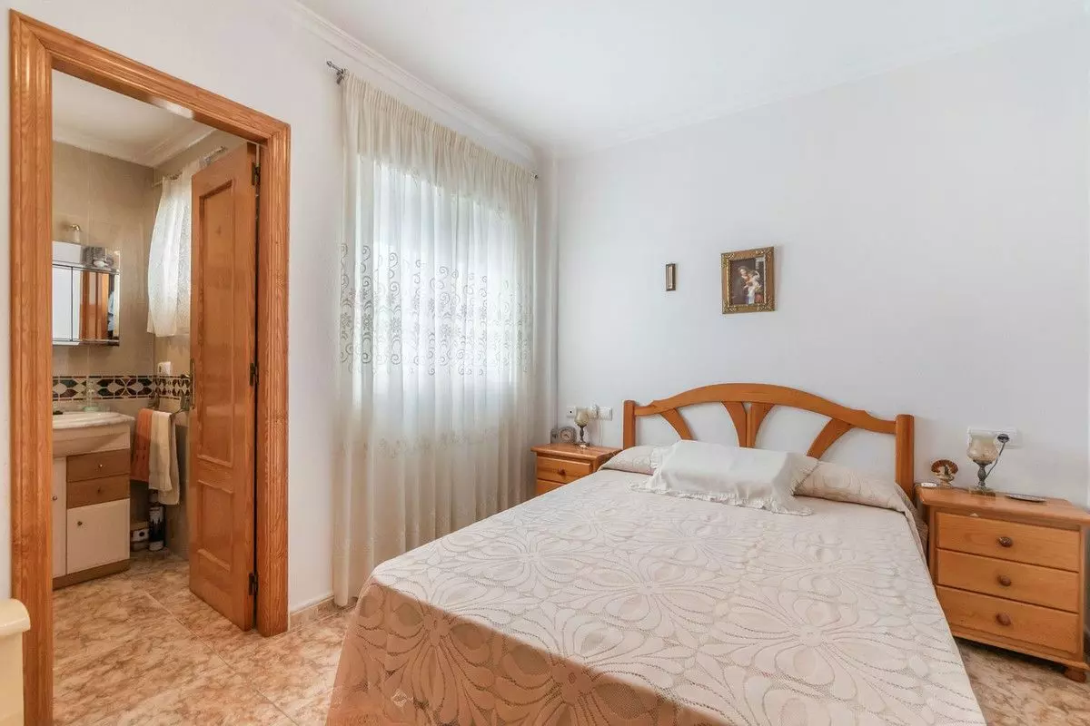 3-bedroom Apartment In Torrevieja, Spain (85 M²)