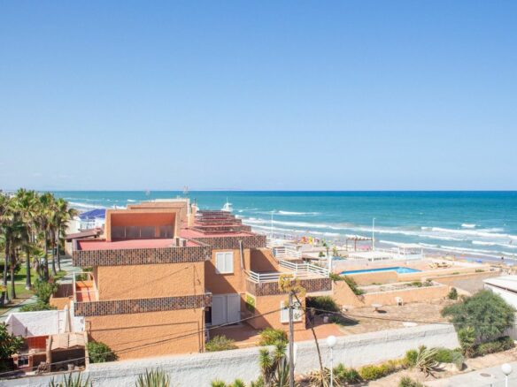Apartment 50 M² In Torrevieja, Spain – Mediter Real Estate