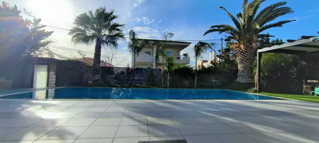 For Sale Villa 290 M² In Athens