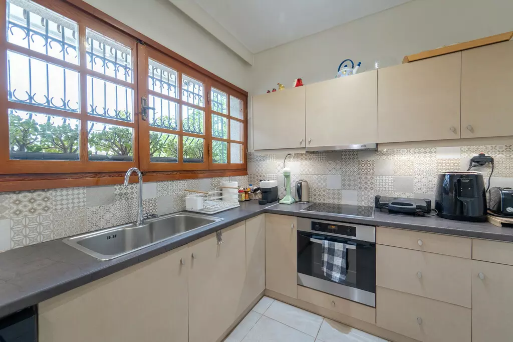 For Sale Villa 287 M² In Athens