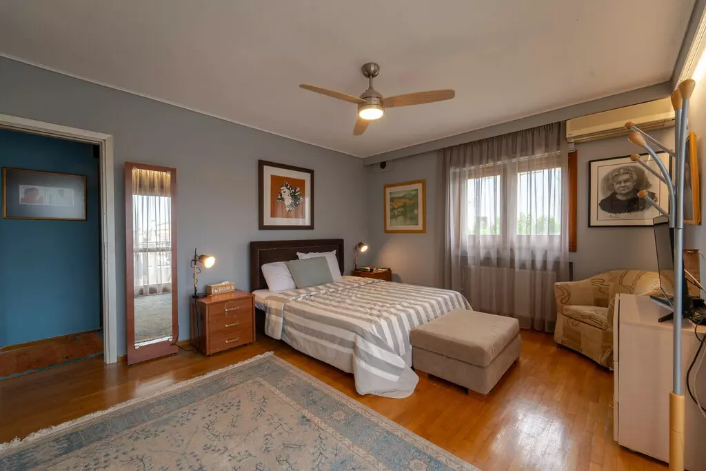 For Sale Villa 287 M² In Athens