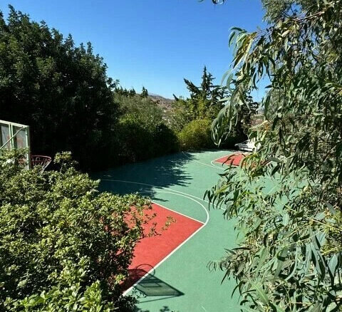 5-bedroom Villa In Kalivia Thorikou, Greece (530 M²)