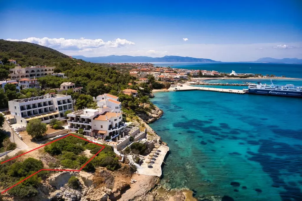 For Sale Land 350 M² In Attica