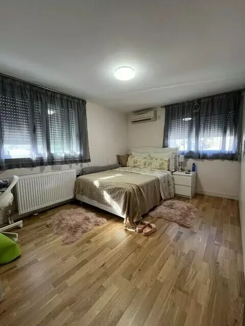 For Sale Flat 193 M² In Athens