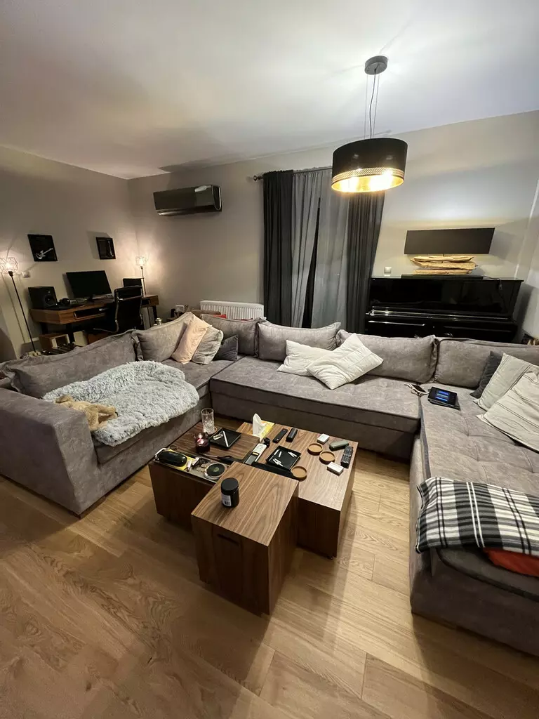 For Sale Flat 193 M² In Athens